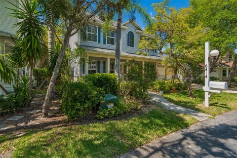 Casa en Bradenton, Florida 3 dormitorios, 187.85 m2 № 2167599