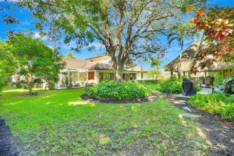 Casa en venta en Cutler Bay, Florida, 4 dormitorios, 263.56 m2 № 1965893 - foto 3