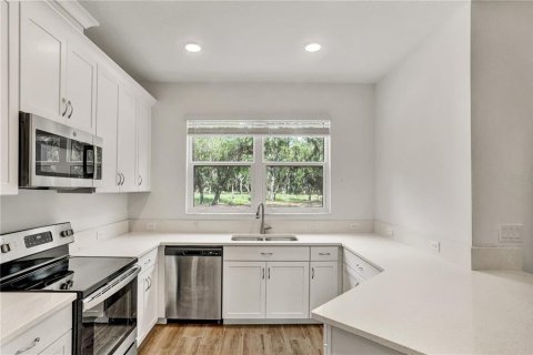 Touwnhouse à vendre à Sarasota, Floride: 3 chambres, 177.44 m2 № 2199361 - photo 16