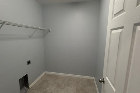 House in Kissimmee, Florida 4 bedrooms, 169.08 sq.m. № 2277540 - photo 10