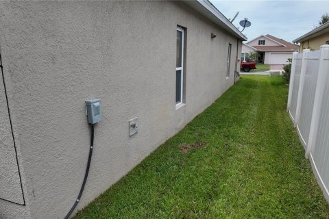 House in Kissimmee, Florida 4 bedrooms, 169.08 sq.m. № 2277540 - photo 21