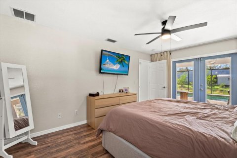 Villa ou maison à vendre à North Port, Floride: 3 chambres, 160.54 m2 № 2424212 - photo 9