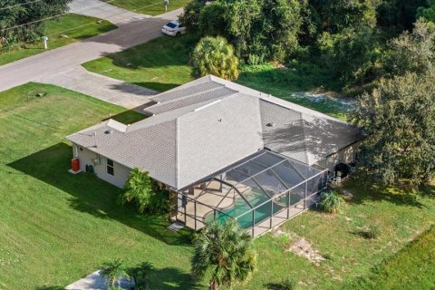 Villa ou maison à vendre à North Port, Floride: 3 chambres, 160.54 m2 № 2424212 - photo 18