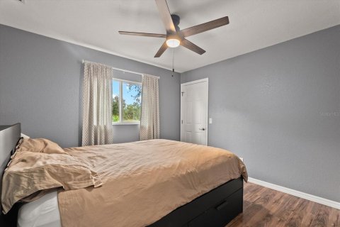 Villa ou maison à vendre à North Port, Floride: 3 chambres, 160.54 m2 № 2424212 - photo 11