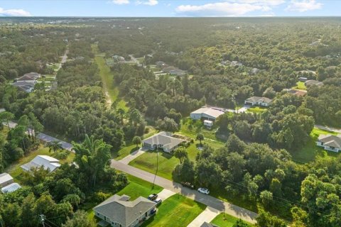 Villa ou maison à vendre à North Port, Floride: 3 chambres, 160.54 m2 № 2424212 - photo 22