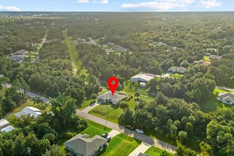 Villa ou maison à vendre à North Port, Floride: 3 chambres, 160.54 m2 № 2424212 - photo 21