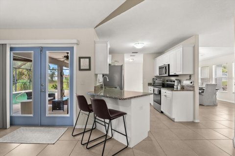 Villa ou maison à vendre à North Port, Floride: 3 chambres, 160.54 m2 № 2424212 - photo 28