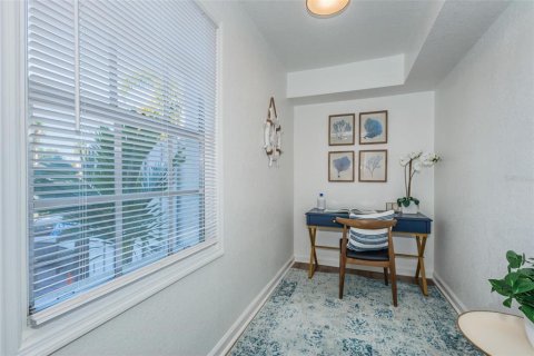 Condominio en alquiler en Saint Petersburg, Florida, 1 dormitorio, 76.46 m2 № 1733420 - foto 9