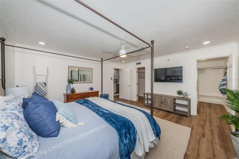 Condominio en alquiler en Saint Petersburg, Florida, 1 dormitorio, 76.46 m2 № 1733420 - foto 6