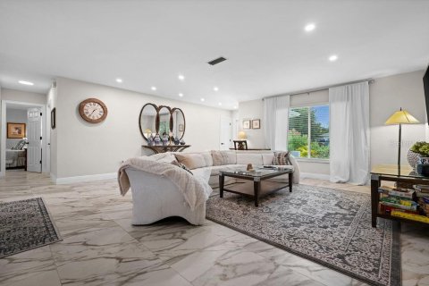 House in Venice, Florida 3 bedrooms, 147.16 sq.m. № 1835557 - photo 10