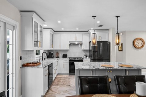 Casa en alquiler en Venice, Florida, 3 dormitorios, 147.16 m2 № 1835557 - foto 26