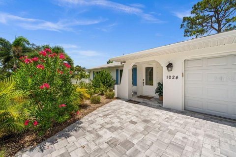 Casa en alquiler en Venice, Florida, 3 dormitorios, 147.16 m2 № 1835557 - foto 2