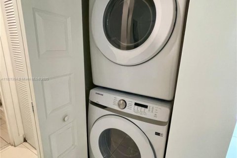 Купить кондоминиум в Дорал, Флорида 2 спальни, 97.36м2, № 2018517 - фото 8