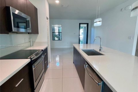 Купить кондоминиум в Дорал, Флорида 2 спальни, 97.36м2, № 2018517 - фото 7