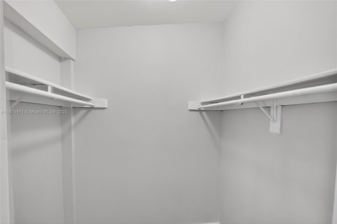 Touwnhouse à louer à Cutler Bay, Floride: 2 chambres, 92.9 m2 № 1920372 - photo 17