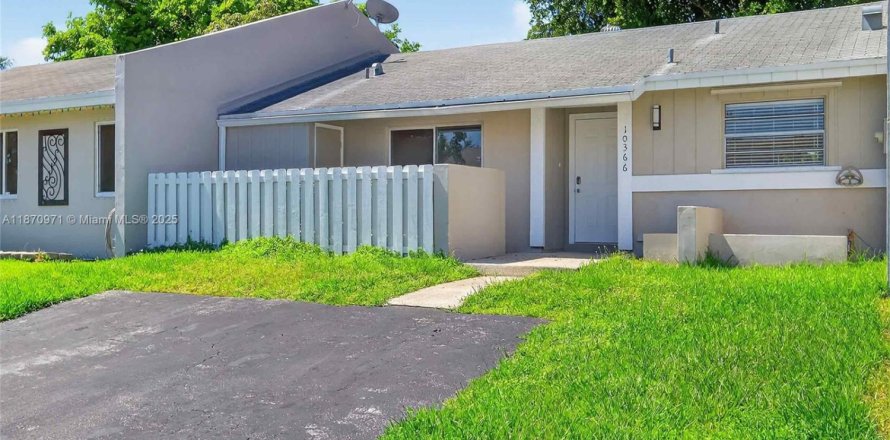 Touwnhouse à Cutler Bay, Floride 2 chambres, 92.9 m2 № 1920372