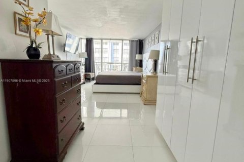 Купить кондоминиум в Авентура, Флорида 2 спальни, 149.11м2, № 2039433 - фото 14