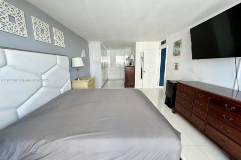 Купить кондоминиум в Авентура, Флорида 2 спальни, 149.11м2, № 2039433 - фото 13