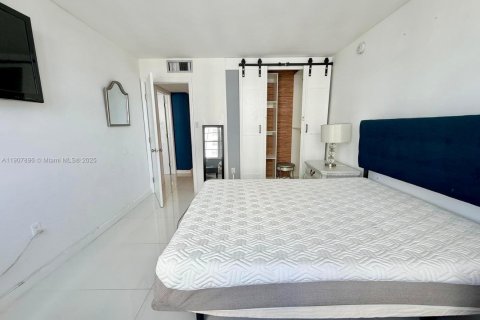 Купить кондоминиум в Авентура, Флорида 2 спальни, 149.11м2, № 2039433 - фото 20