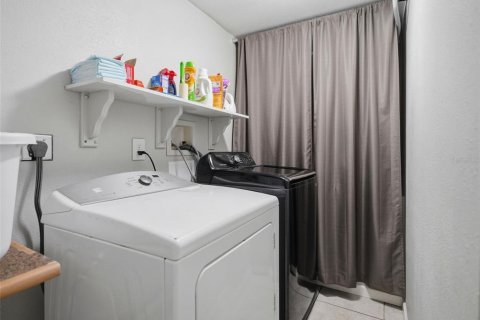 Villa ou maison à vendre à New Port Richey, Floride: 3 chambres, 119.66 m2 № 2406425 - photo 25