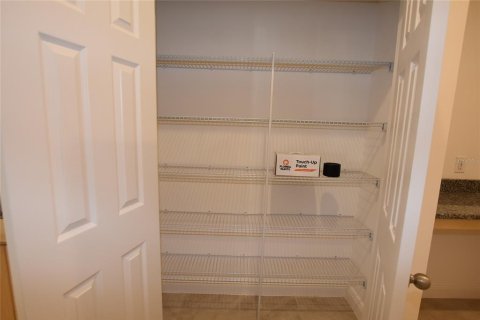 Villa ou maison à louer à Groveland, Floride: 4 chambres, 182.83 m2 № 2102355 - photo 12