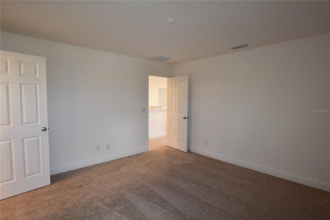 Villa ou maison à louer à Groveland, Floride: 4 chambres, 182.83 m2 № 2102355 - photo 26