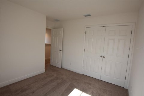 Villa ou maison à louer à Groveland, Floride: 4 chambres, 182.83 m2 № 2102355 - photo 30