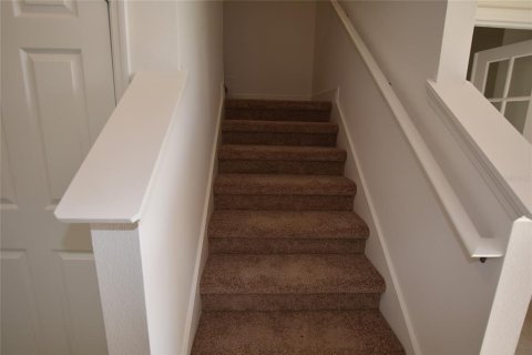 Villa ou maison à louer à Groveland, Floride: 4 chambres, 182.83 m2 № 2102355 - photo 16