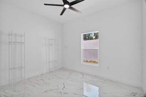 Casa en alquiler en Umatilla, Florida, 4 dormitorios, 145.2 m2 № 1871243 - foto 13
