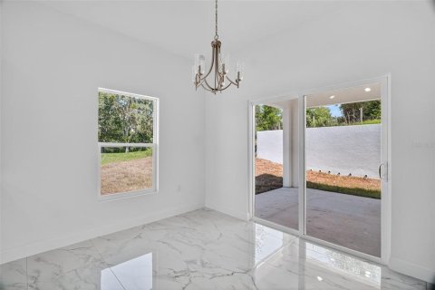 Casa en alquiler en Umatilla, Florida, 4 dormitorios, 145.2 m2 № 1871243 - foto 7