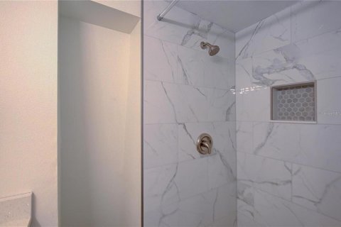 Townhouse in Palm Harbor, Florida 2 bedrooms, 124.86 sq.m. № 2277046 - photo 19
