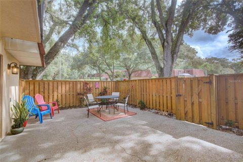 Townhouse in Palm Harbor, Florida 2 bedrooms, 124.86 sq.m. № 2277046 - photo 26