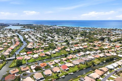 Casa en venta en Nokomis, Florida, 2 dormitorios, 132.48 m2 № 2116655 - foto 2