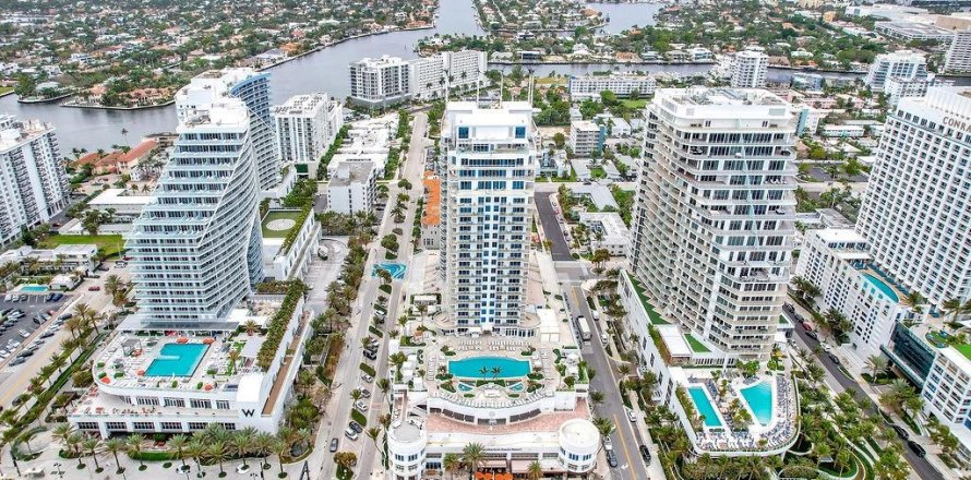 Condominio en Fort Lauderdale, Florida, 2 dormitorios № 1005108