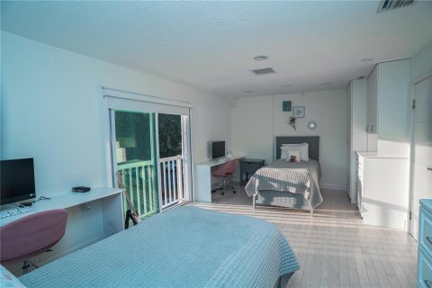 Villa ou maison à louer à Orlando, Floride: 5 chambres, 260.03 m2 № 2148107 - photo 12