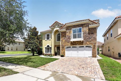 Villa ou maison à louer à Orlando, Floride: 5 chambres, 260.03 m2 № 2148107 - photo 2
