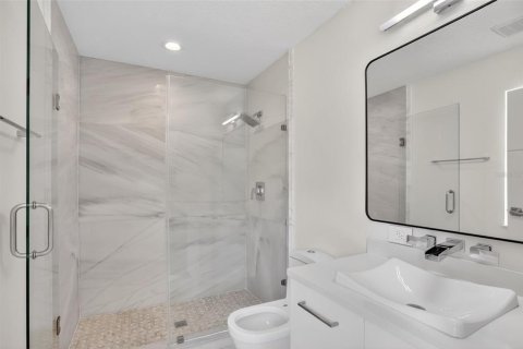 Villa ou maison à louer à Orlando, Floride: 5 chambres, 260.03 m2 № 2148107 - photo 17