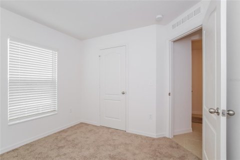 Casa en alquiler en Mascotte, Florida, 5 dormitorios, 180.6 m2 № 1829490 - foto 10