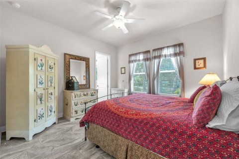House in Fish Hawk, Florida 2 bedrooms, 248.05 sq.m. № 1855677 - photo 18