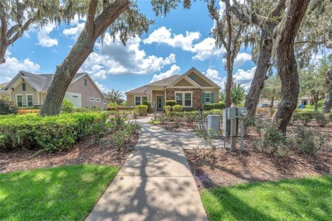 House in Fish Hawk, Florida 2 bedrooms, 248.05 sq.m. № 1855677 - photo 5
