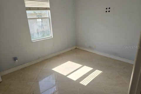 Villa ou maison à vendre à Tampa, Floride: 5 chambres, 260.78 m2 № 2431051 - photo 8