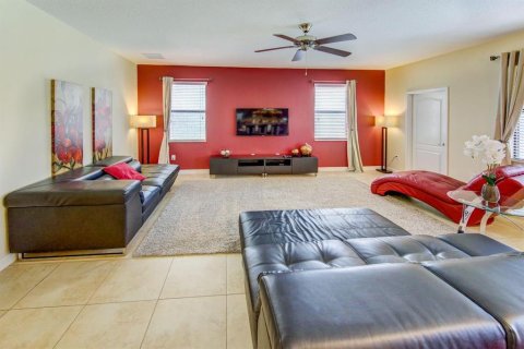 Villa ou maison à vendre à Davenport, Floride: 6 chambres, 284.56 m2 № 1430656 - photo 18