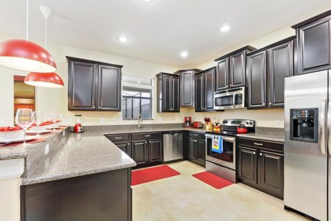 Villa ou maison à vendre à Davenport, Floride: 6 chambres, 284.56 m2 № 1430656 - photo 5