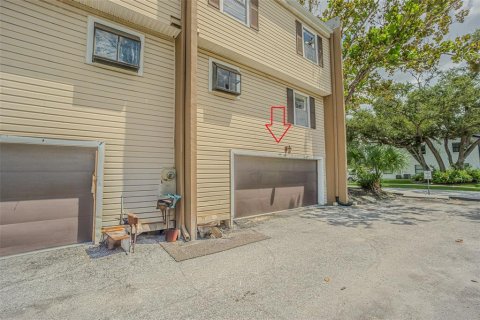 Townhouse in Tampa, Florida 2 bedrooms, 130.81 sq.m. № 1888565 - photo 20