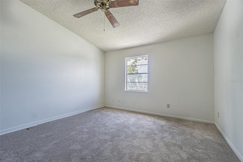 Townhouse in Tampa, Florida 2 bedrooms, 130.81 sq.m. № 1888565 - photo 13