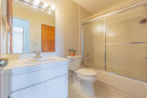 Townhouse in Tampa, Florida 2 bedrooms, 130.81 sq.m. № 1888565 - photo 16