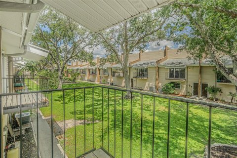 Townhouse in Tampa, Florida 2 bedrooms, 130.81 sq.m. № 1888565 - photo 9