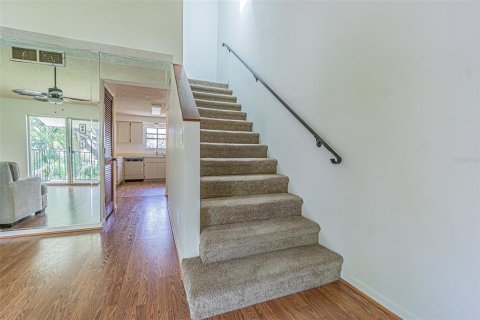 Townhouse in Tampa, Florida 2 bedrooms, 130.81 sq.m. № 1888565 - photo 12