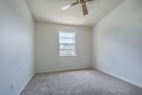 Townhouse in Tampa, Florida 2 bedrooms, 130.81 sq.m. № 1888565 - photo 18