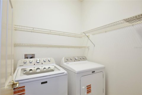 Villa ou maison à vendre à Orlando, Floride: 3 chambres, 227.7 m2 № 2437274 - photo 28